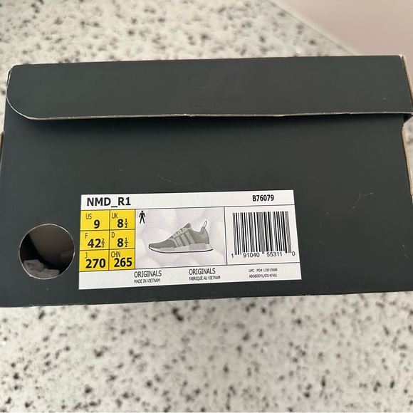 NWT Mint green NMD R1 - Picture 4 of 4